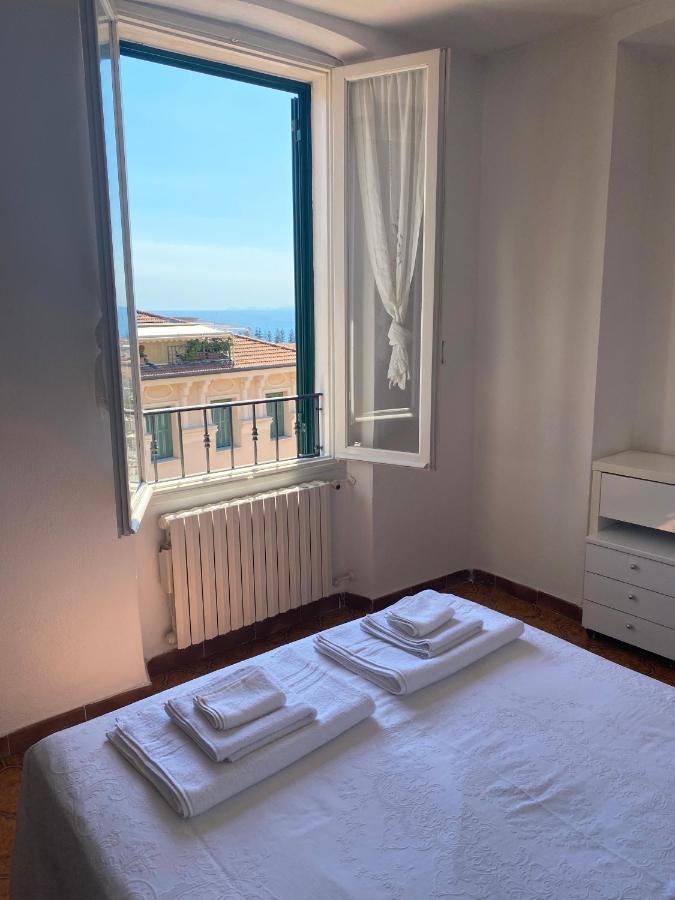 Casa Petra - Appartamento Vista Mare Citta Vecchia Bordighera Exterior photo